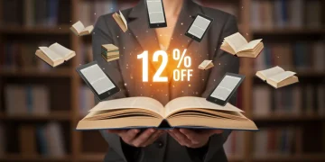 Pessoa segurando livro aberto com cupom de desconto de 12% flutuando em cenário de biblioteca.